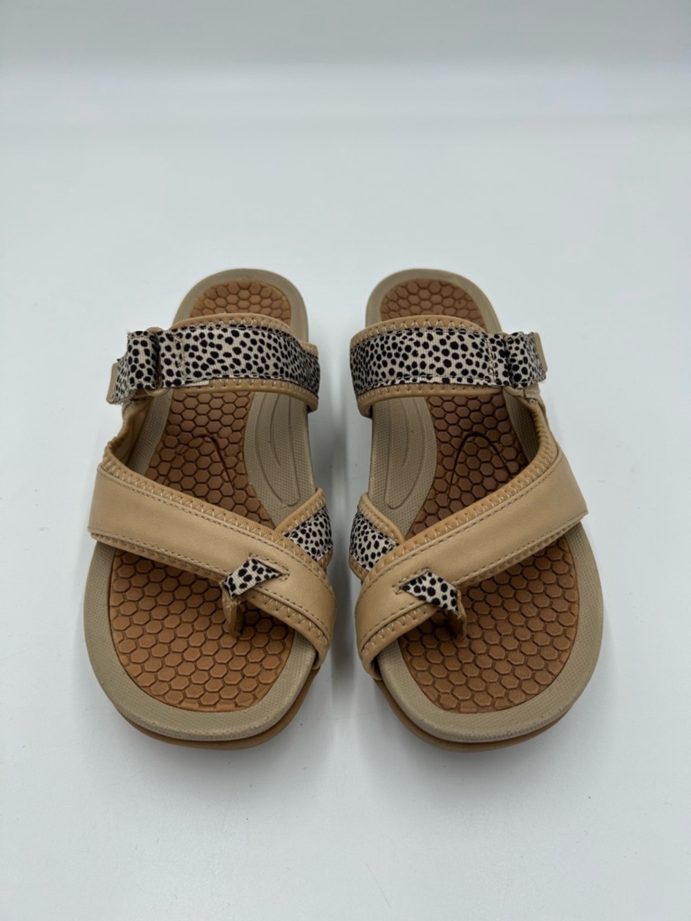 BareTraps Beige and Black Speckled Strap Sandals